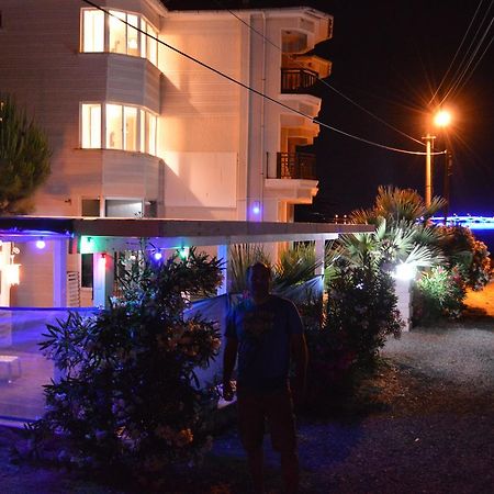 Cunda Efsane Hotel Аявали Екстериор снимка