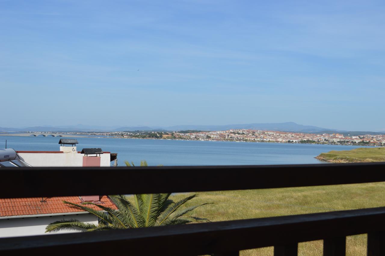 Cunda Efsane Hotel Аявали Екстериор снимка