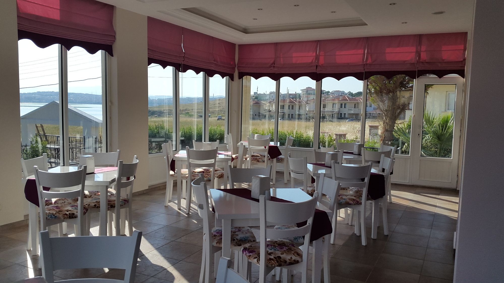 Cunda Efsane Hotel Аявали Екстериор снимка